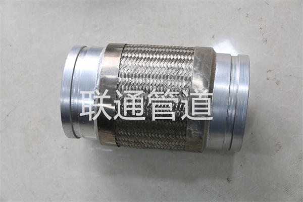 双向直埋补偿器图片