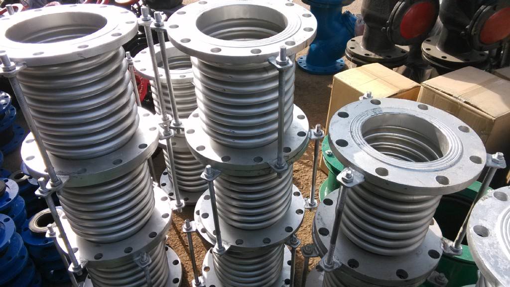 不锈钢波纹管补偿器厂家