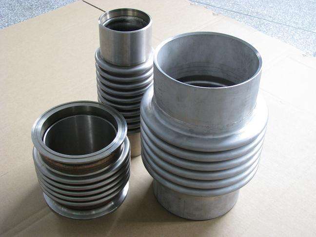 直埋波纹补偿器安装