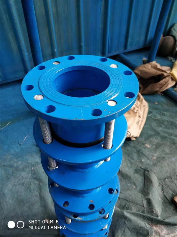 管道伸缩器套什么定额